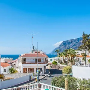 cozy-vacation-apartment-in-los-gigantes.in-canary-islands.com/